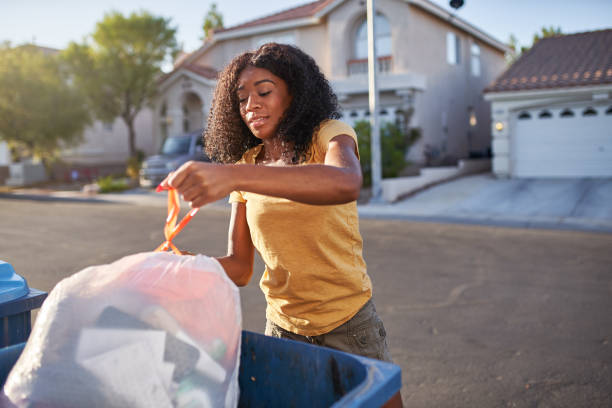 Best Mattress Removal Service  in Pine Lakes, FL